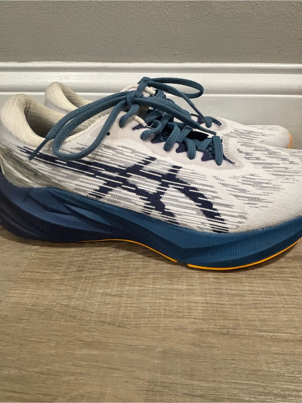 Men's Running Shoes ASICS Novablast 3- White & Blue Lightweight Performance